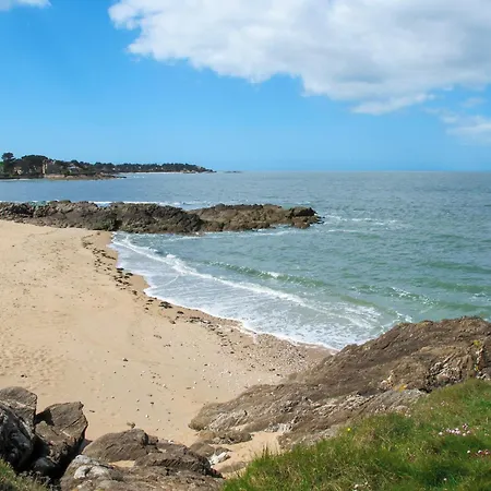 Stergann By Interhome Mesquer